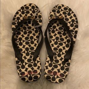 NWT coach flip flops size 5B